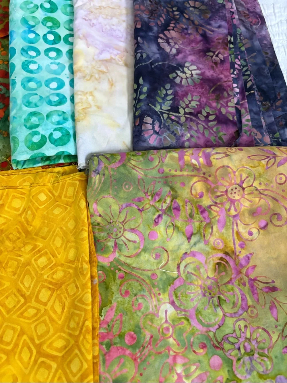 Batik fabric 100% cotton large remnant lot quilting crafts sewing